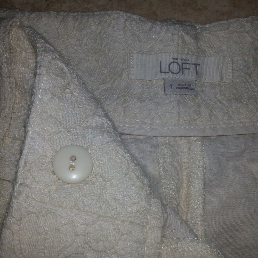 Loft Ivory Lace Shorts Size 4